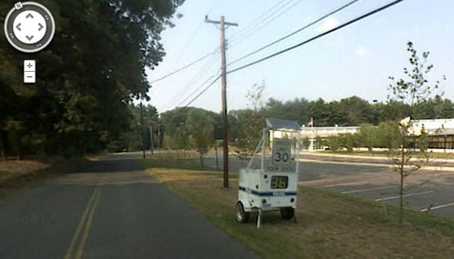 Google Maps picture shows maps car speeding